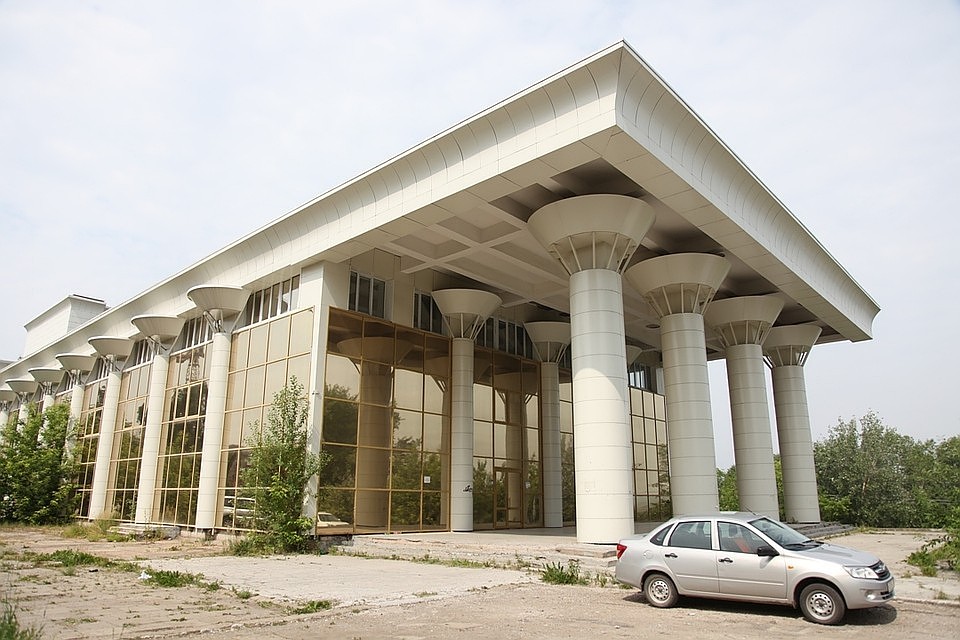 Власти хотят провести экспертизу ДК "Телта".