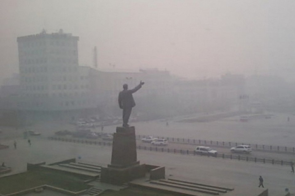 Воздух над столицей Якутии отравлен дымом от горящих пожаров. Фото: сайт правительства республики