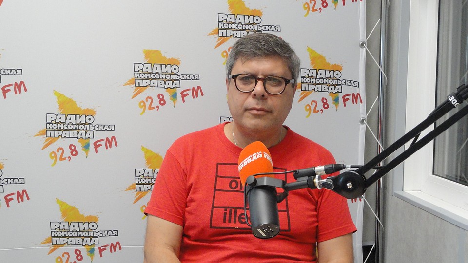 писатель, историк, редактор журнала «Наприкосновенный запас» Кирилл Кобрин