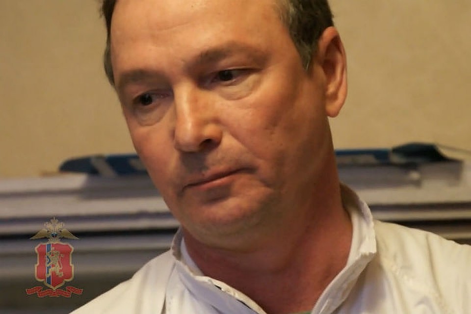 Ответственные специалисты провели проверку и выяснили: со здоровьем у Бахтина все в порядке, и находиться в следственном изоляторе он может. Это подтвердила и специальная врачебная комиссия.