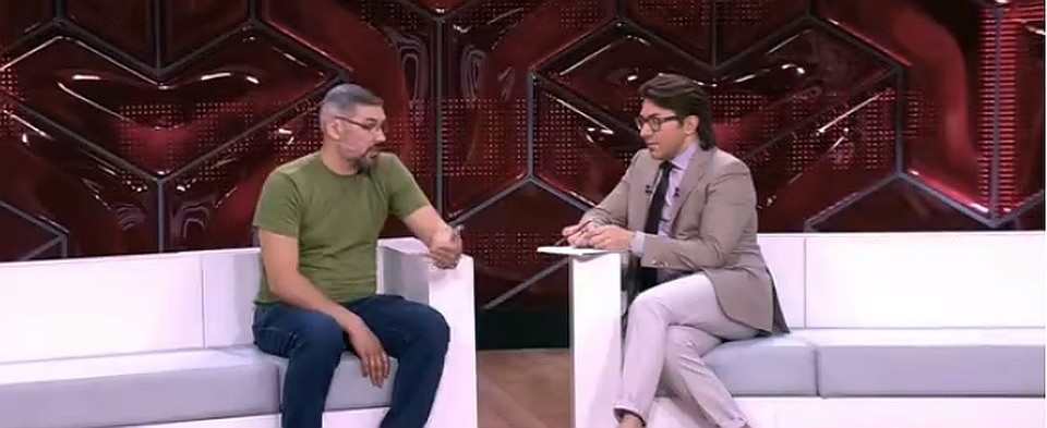 Джон Клюкер стал гостем передачи Малаховав