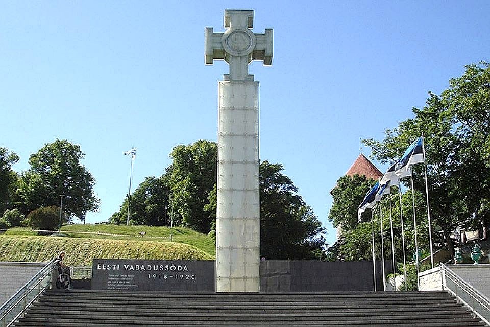 Монумент Свободы в очередной раз ожидает ремонт. Фото: с сайта maxpark.com