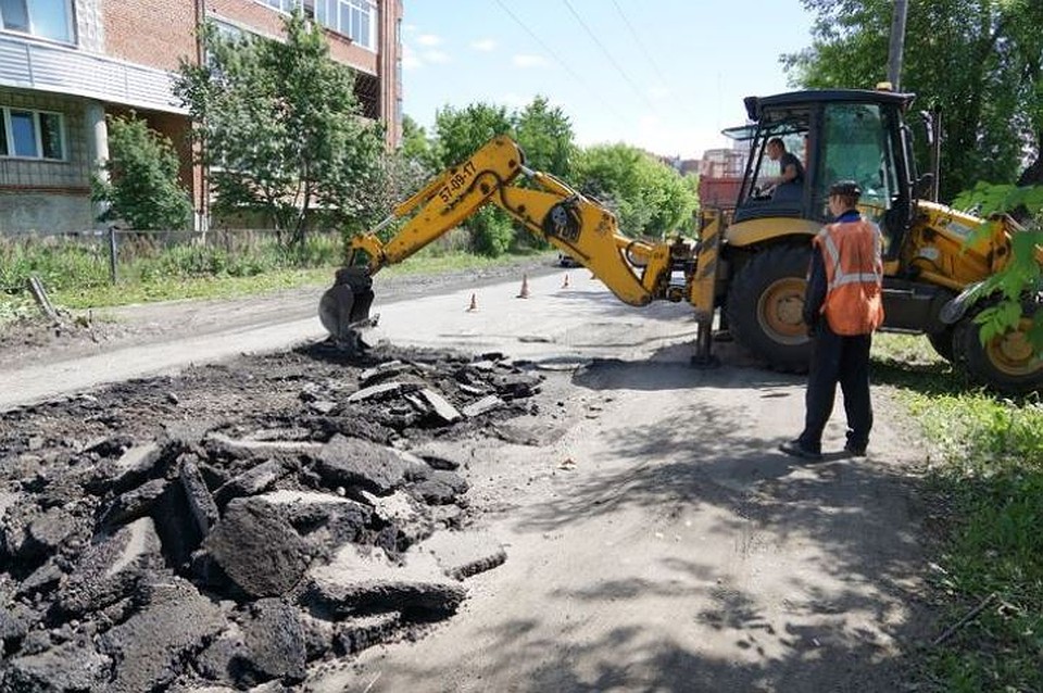 В Томске продолжают ликвидировать раскопки.
