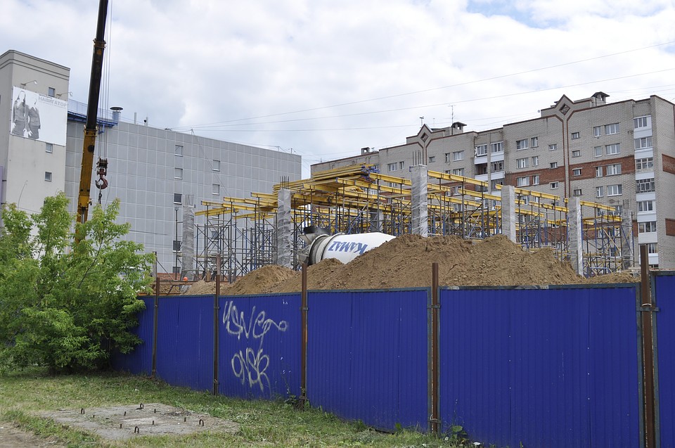 В будущем рядом с торговым центром «Медведь», появится новое торгово-офисное здание