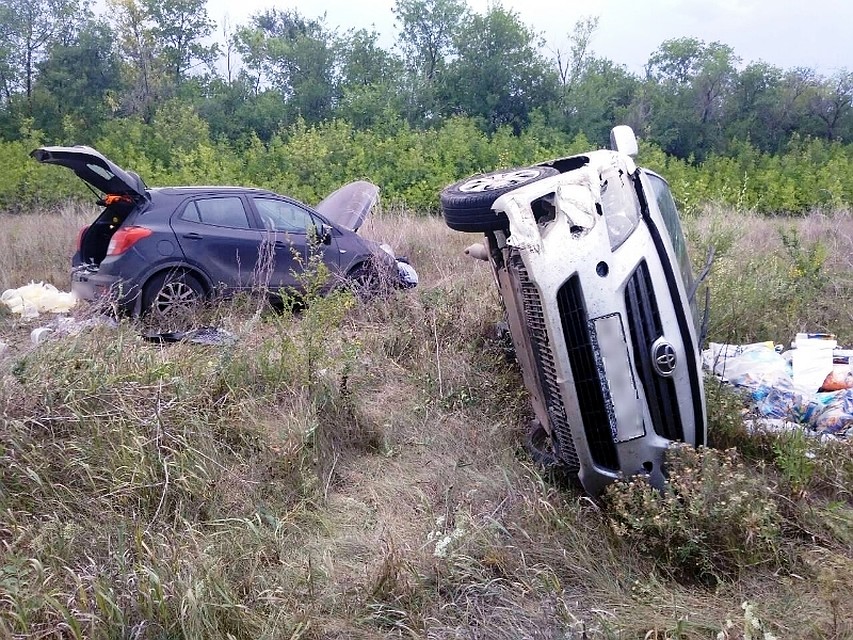 Оба автомобиля получили механические повреждения