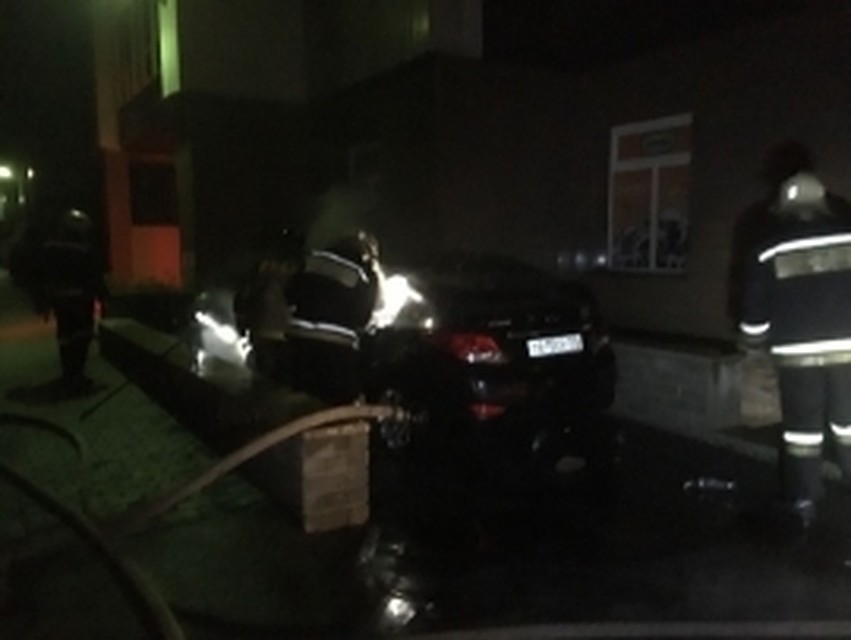 В Барнауле ночью сожгли Hyundai Solaris