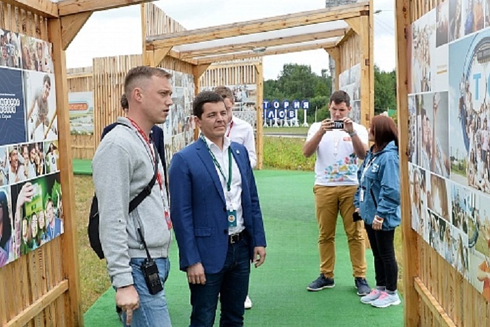 Дмитрий Артюхов представил на молодежном форуме ямальские возможности Фото: правительство ЯНАО