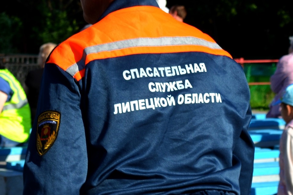 На место ДТП выехали спасатели