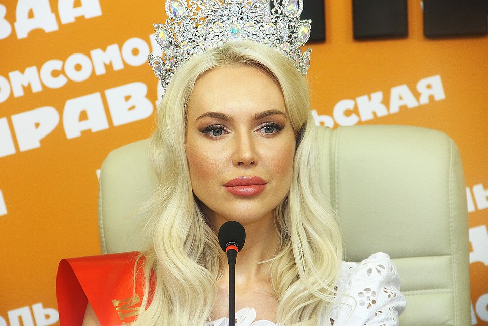 Красавица рассказала, почему ей пришлось отказаться от поездки в Москву