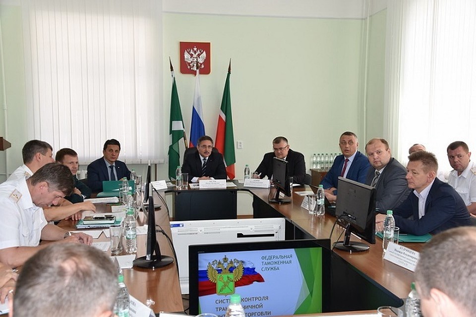 Во время совещания
