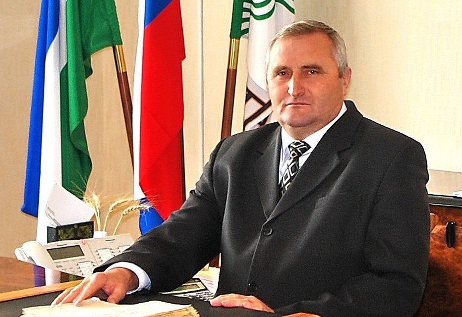 По данным следствия, чиновник мог получить четыре миллиона рублей