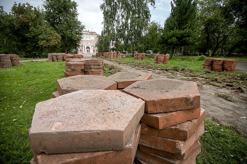 Работа в парке кипит!