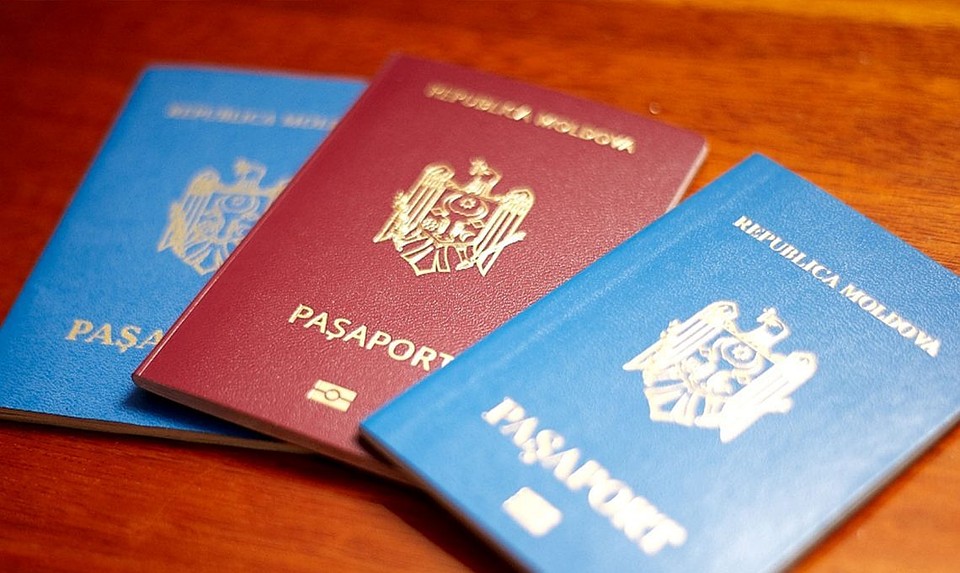 Обладатели молдавских биометрических паспортов могут без виз выезжать в 121 страну. Фото: diez.md