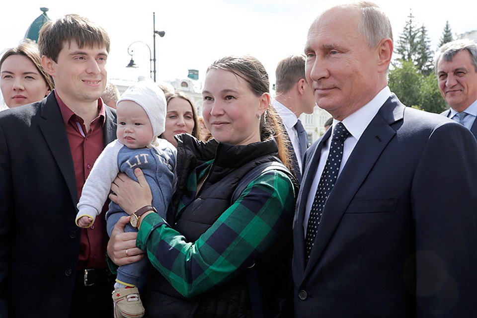 Президент считает, что изменения в пенсионной системы должны заложить систему на десятилетия вперед, чтобы обеспечивать достойное качество жизни граждан. Фото: Михаил Метцель/ТАСС