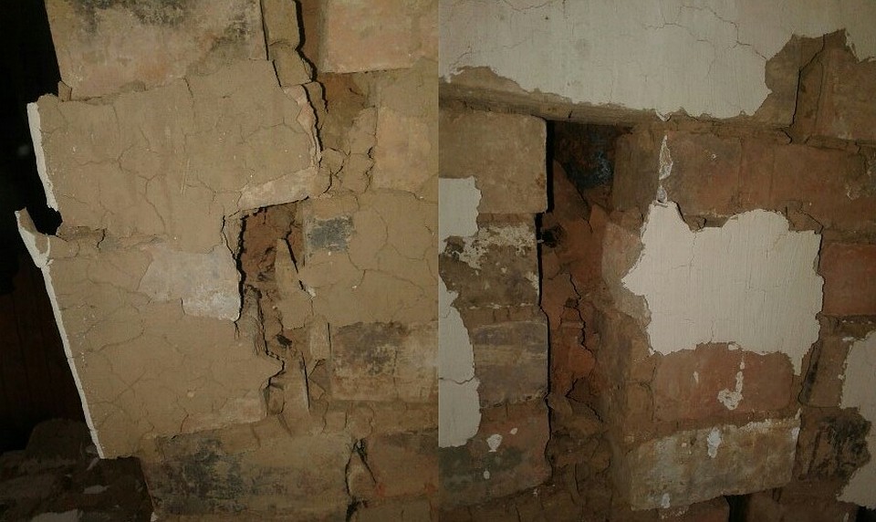 В нескольких домах обвалились стены. Фото: vk.com/Любовь Михайлова