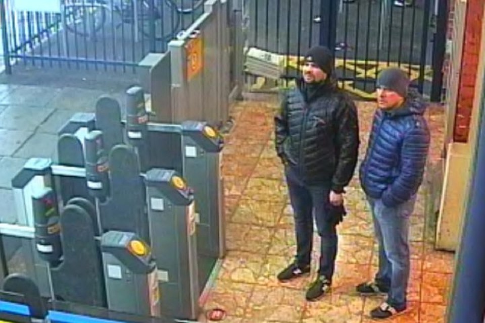 Александр Петров и Руслан Боширов, которые, по мнению Лондона, причастны к отравлению в Солсбери