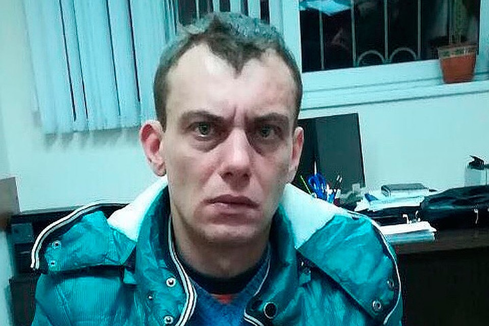 Маньяка, изнасиловавшего и убившего 10-летнего мальчика в Санкт-Петербурге, приговорили к пожизненному заключению.