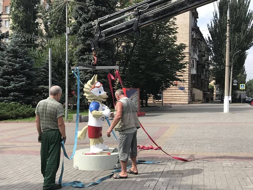 Забиваку с Аллеи Героев вывезли на военной машине.