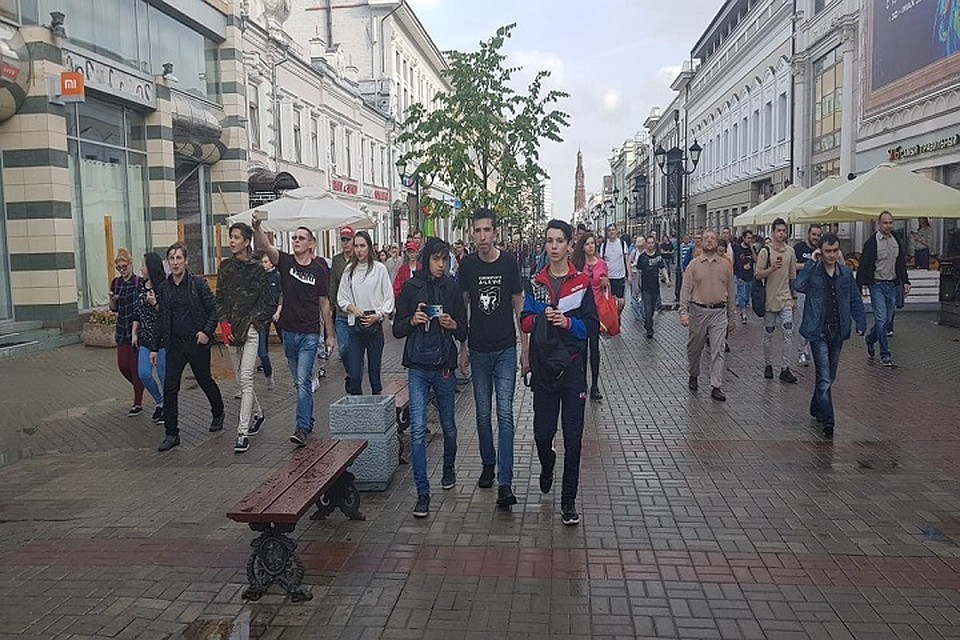 Протестующие прошлись до Казанского кремля