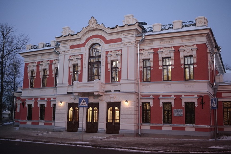 Артисты покажут три спектакля 28-30 сентября.