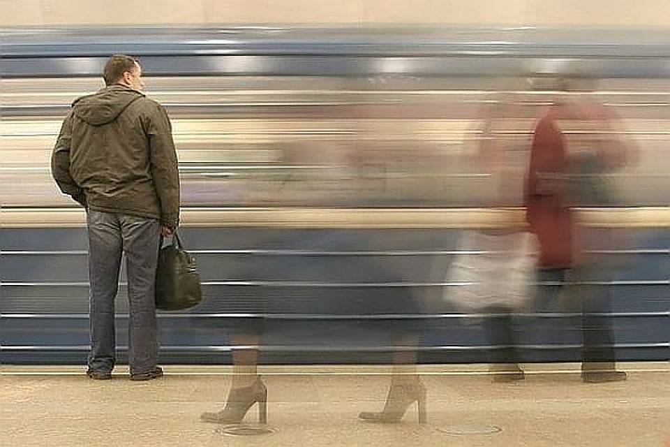 В 22:56 "Чернышевскую" открыли