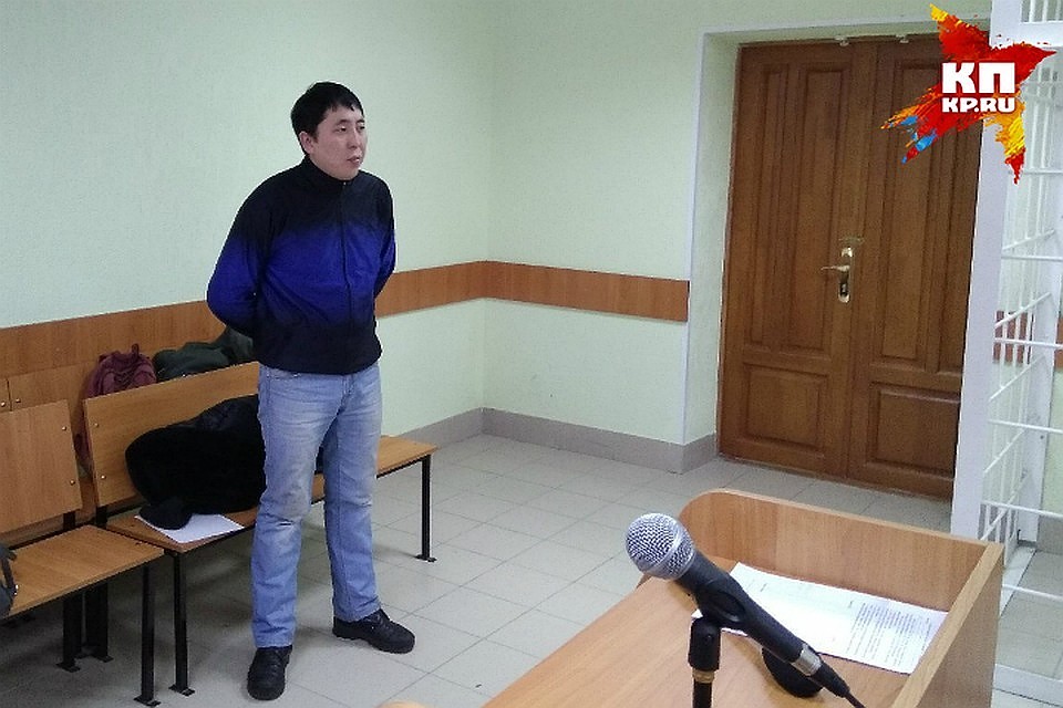 Теперь уже бывший судебный пристав сам оказался обвиняемым.