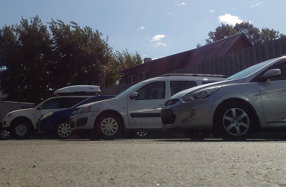 В «коллекцию» злоумышленников попали Kia Rio, Toyota Land Cruiser, Toyota RAV 4 и Chevrolet Cruze