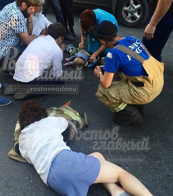 Фото с места ДТП из группы ВК "Ростов Главный".