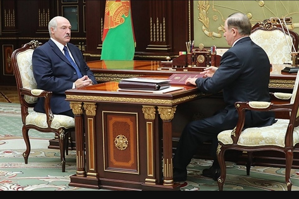 Александр Лукашенко принял Виктора Шеймана с докладом. Фото: president.gov.by.