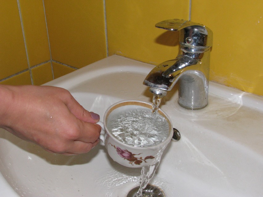 Некипяченую воду нельзя пить