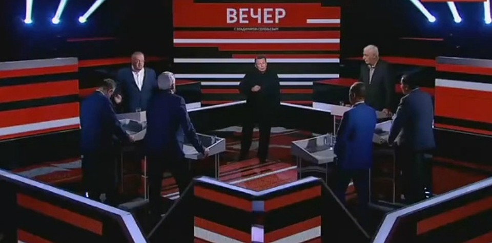 Жириновский и Хинштейн устроили перепалку в эфире передачи "Вечер с Владимиром Соловьевым"