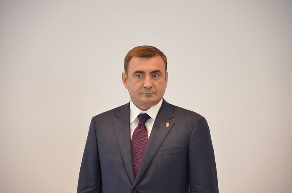 Алексей Дюмин подписал закон, сохраняющий региональные льготы и меры социальной поддержки для лиц предпенсионного возраста
