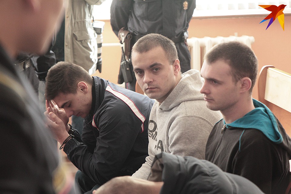 В суде допрашивают потерпевших