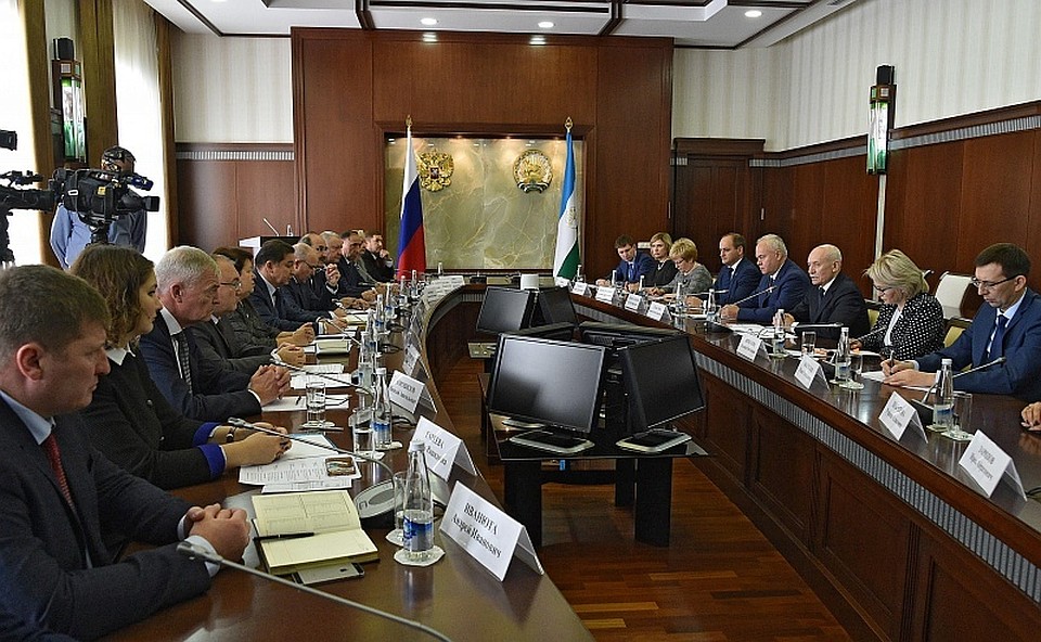 Глава региона встретился с депутатами Курултая