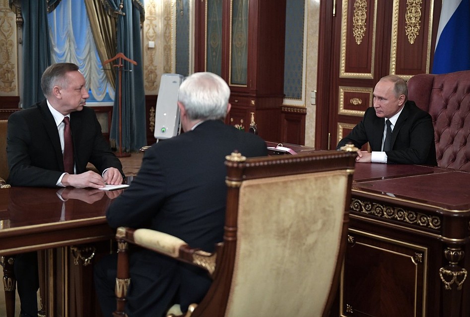 Путин предложил Беглову самому решить — идти ли на выборы губернатора Петербурга. ФОТО: Kremlin.ru