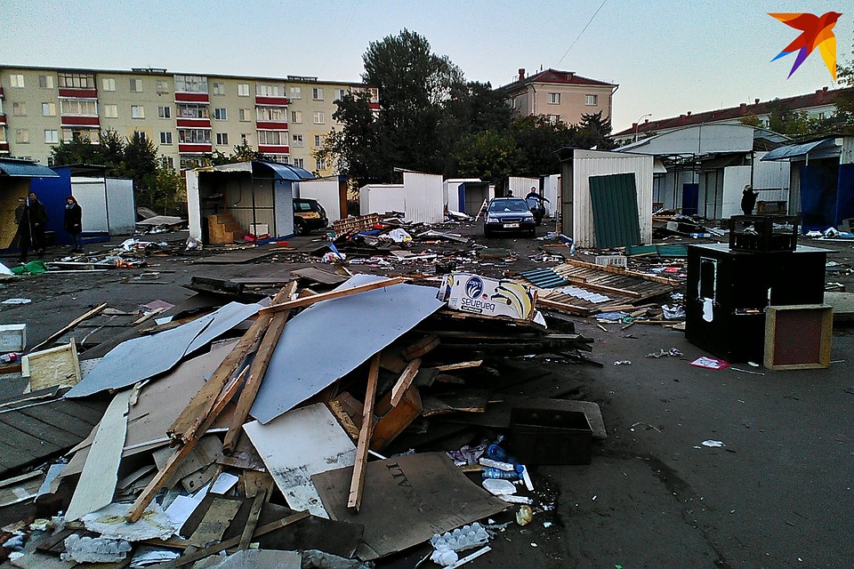 В Гомеле снесли Привокзальный рынок