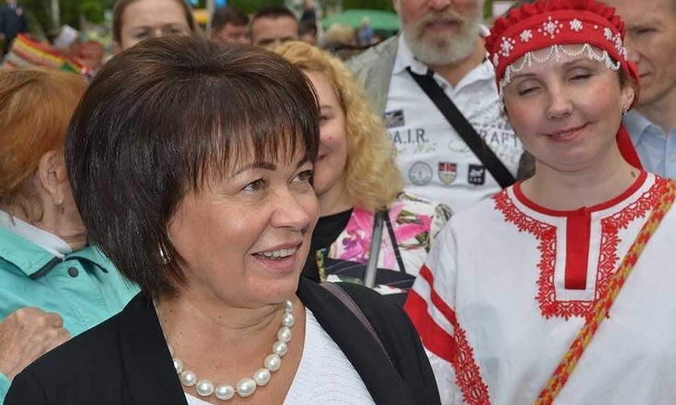 Любовь Совершаева (слева) заменила своего начальника
