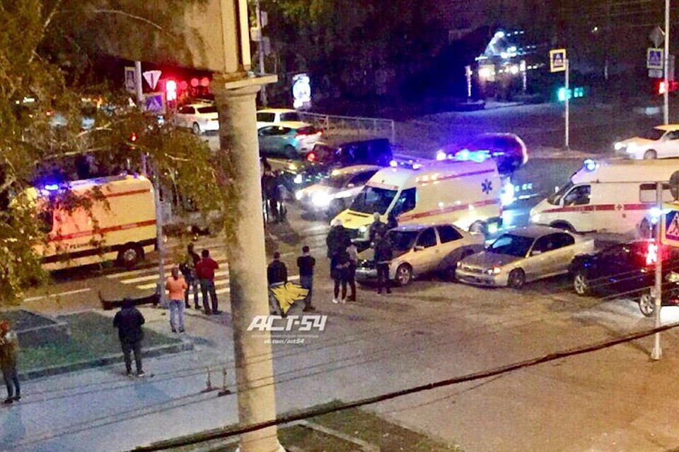Сегодня ночью в аварии на проблемном перекрестке погибли двое.