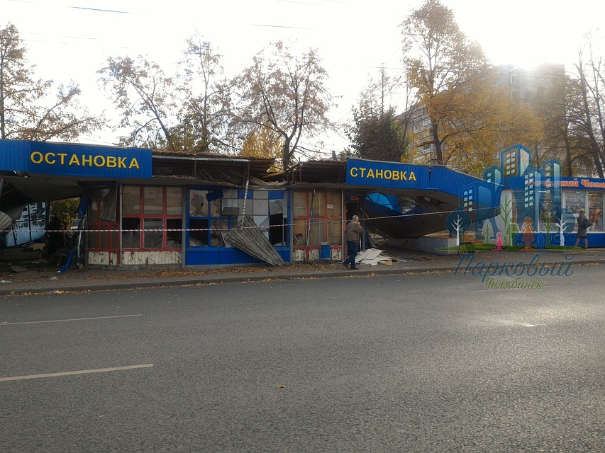 Сгорела остановка. Фото: vk.com/parkoviy_74