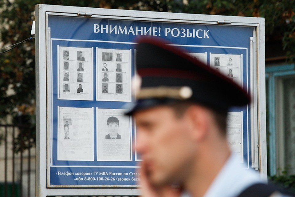 Полиция ищет угонщиков.