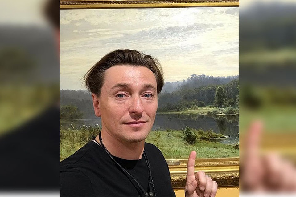 От нижегородских дождей Сергей Безруков прятался в художественном музее