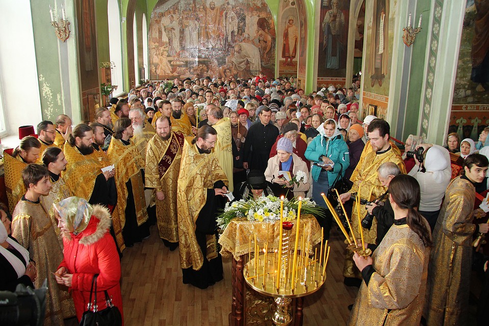На днях в Челябинск доставят ковчег с частицей святых мощей.