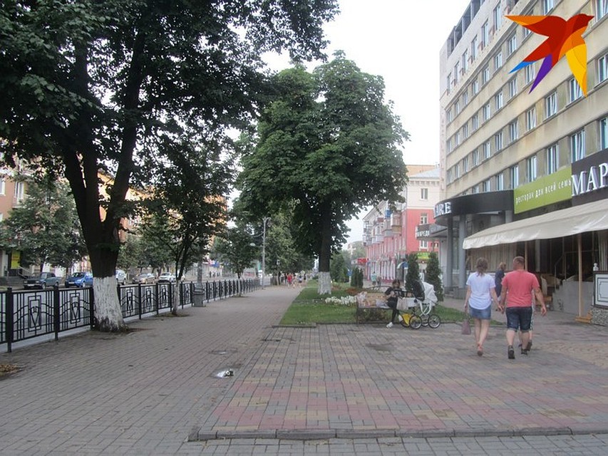 Курянам рекомендуют сообщать о подозрительных надписях на зданиях города