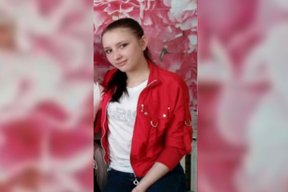 Девочка была замечена в зеленой "семерке" около часу дня. Ночью этого же дня Регина отзвонилась из Челябинска