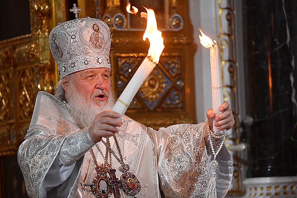Появились опасения и насчет принесения Благодатного огня на Пасху. Но они совершенно беспочвенны