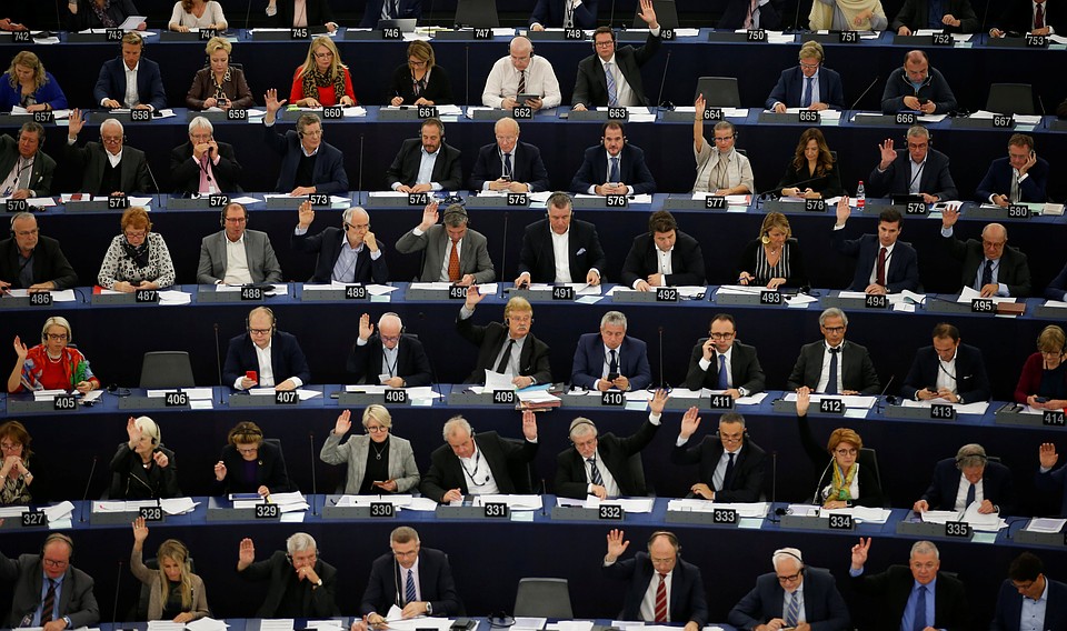 Европарламент проголосовал за декларацию, в которой говорится, что Россия «понизила уровень Азовского моря»