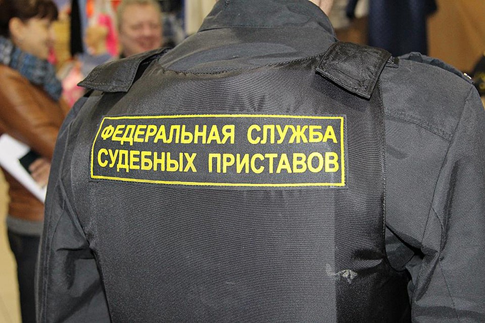 Томские приставы опечатали башенный кран на 90 суток