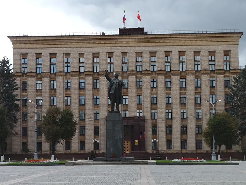 В правительстве Воронежской области начальника обрели сотрудники еще одного управления.