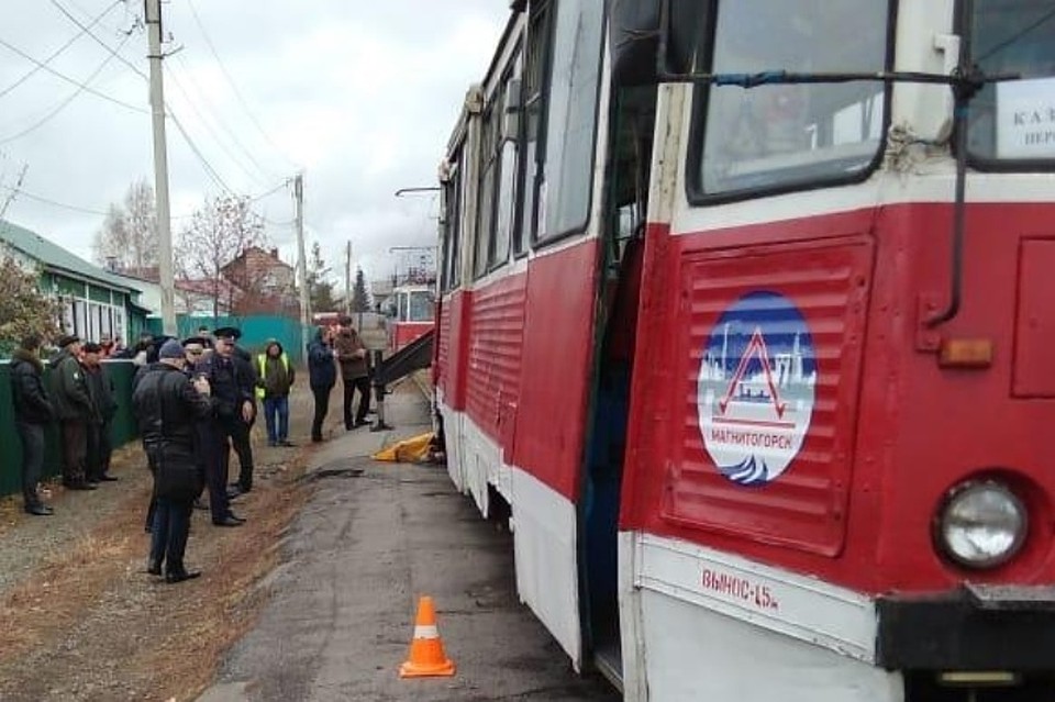 Авария произошла возле дома по улице Ярославского, 19. Фото: Управление ГИБДД по Челябинской области.