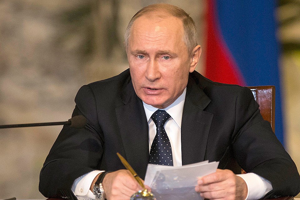 Владимир Путин прокомментировал ситуацию на рынке бензина в России.